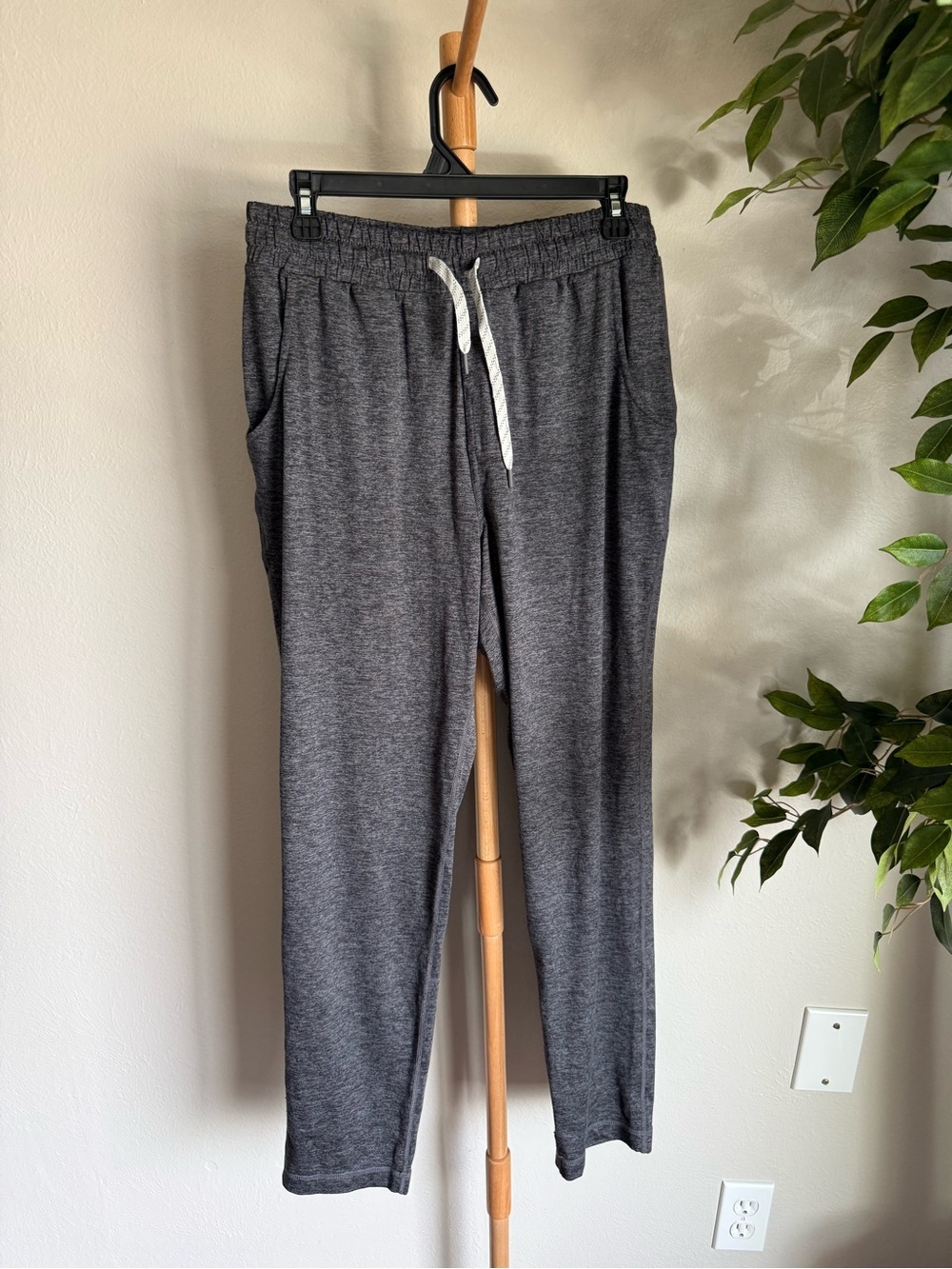 Kirkland Gray Drawstring Performance Pants Women’s Size Medium NWOT